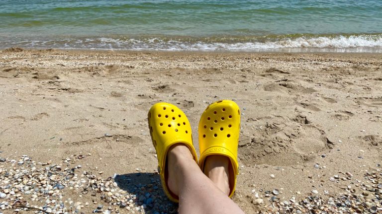 Are Crocs Good for Beach